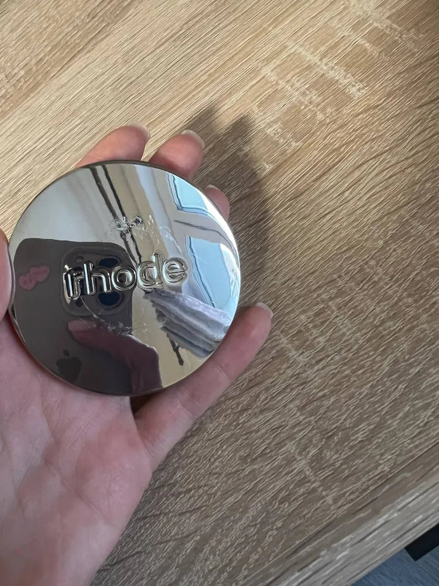 Customer photo of the pocket mirror