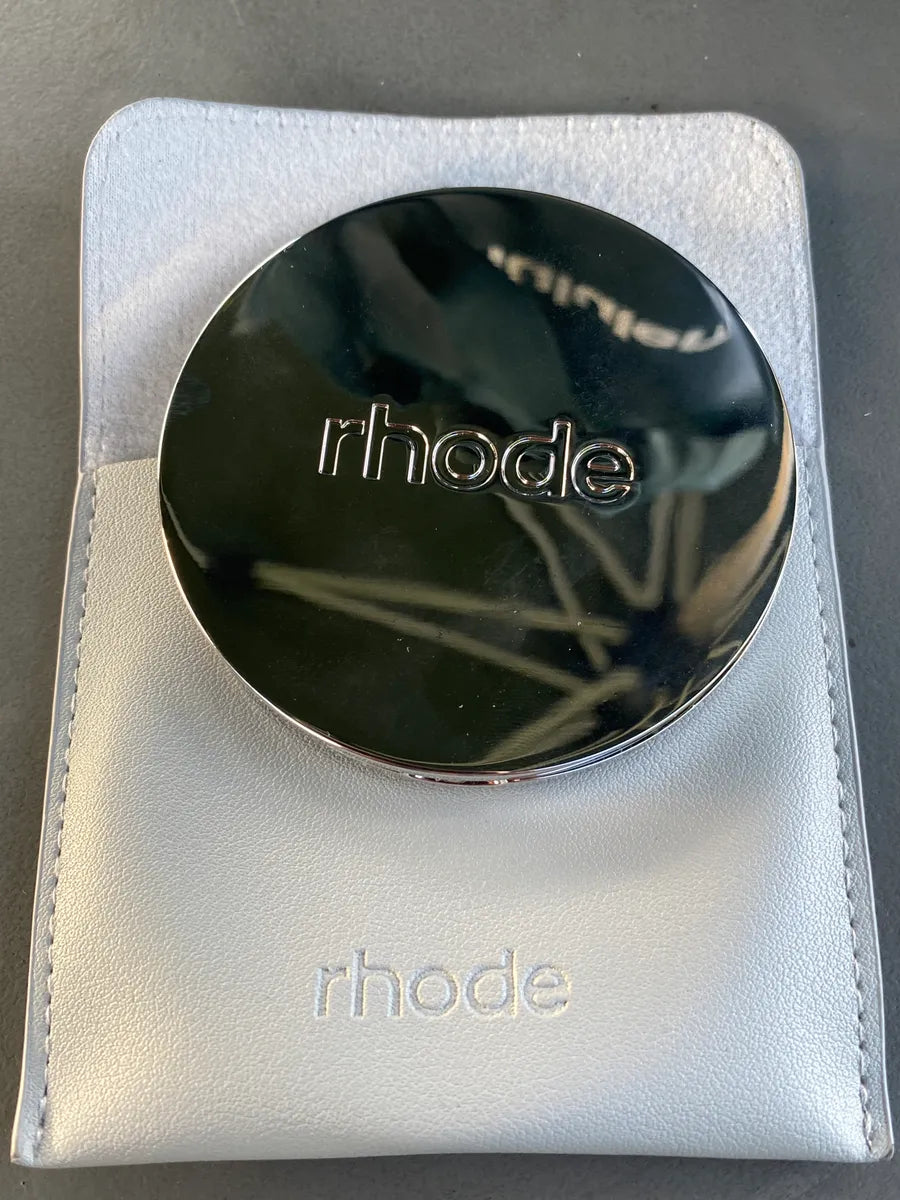 Customer photo of the pocket mirror