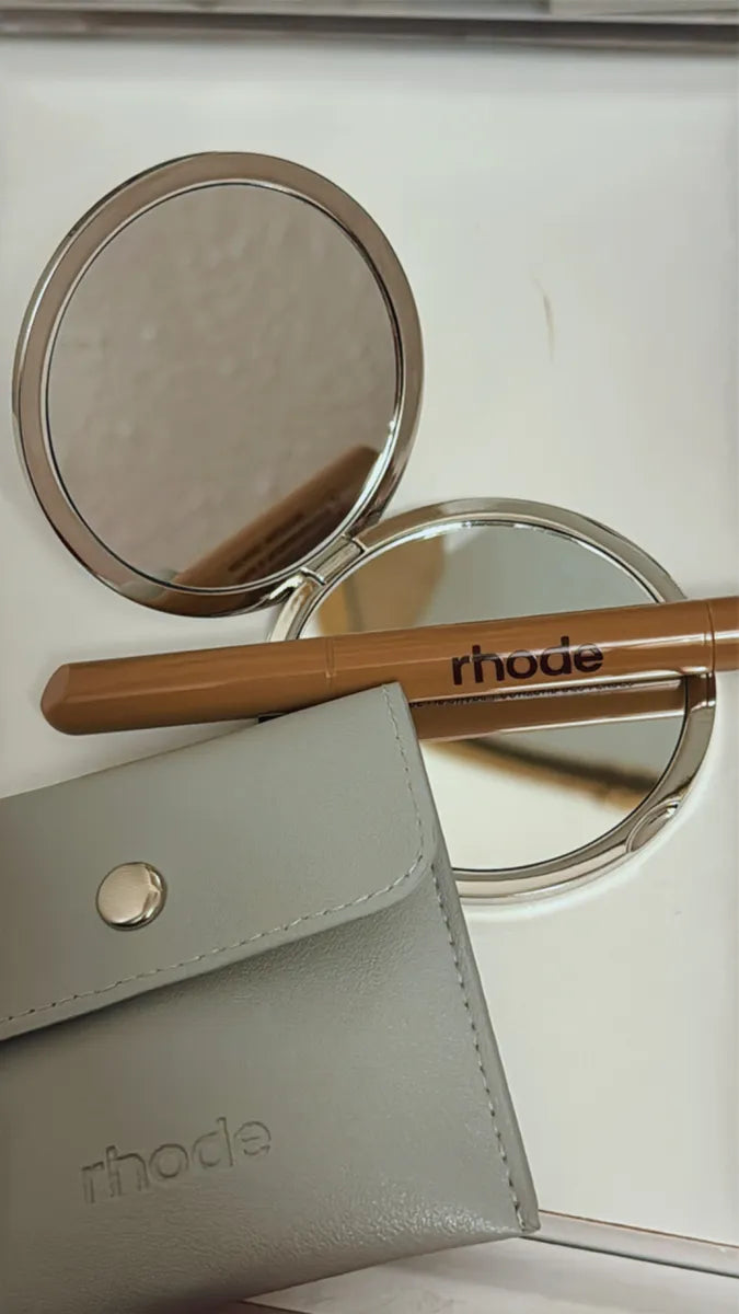 Customer photo of the pocket mirror