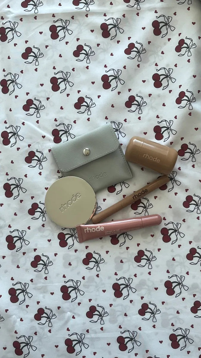 Customer photo of the pocket mirror