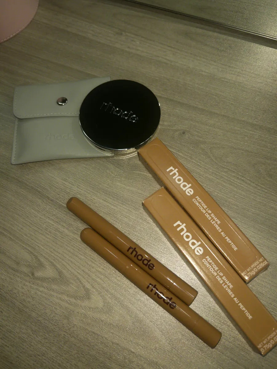 Customer photo of the pocket mirror
